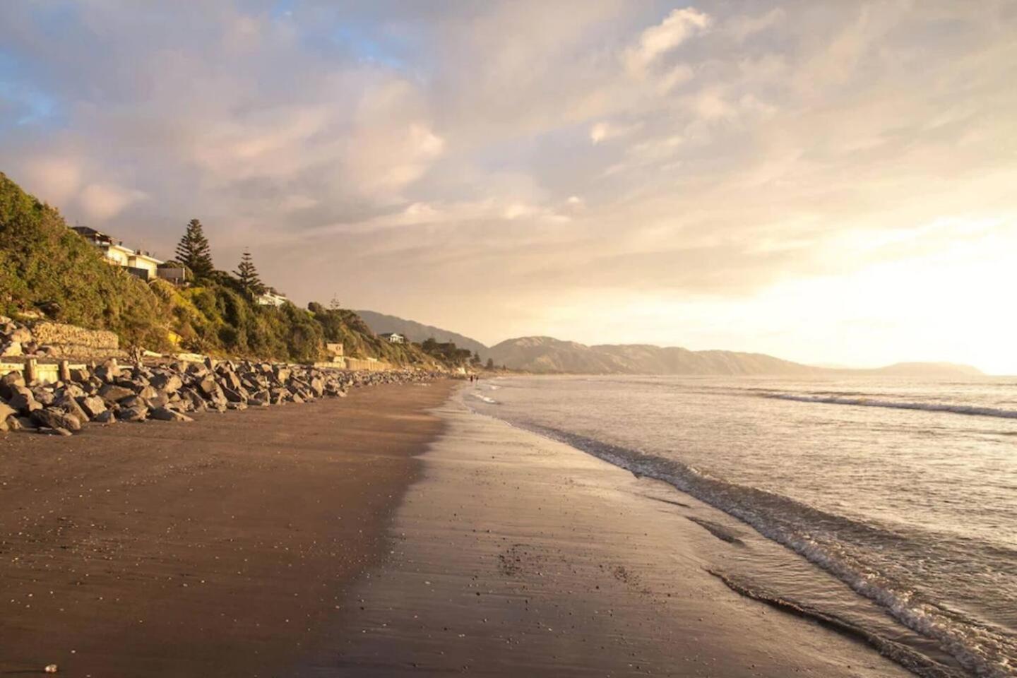 Seascapes Waterfront 3 Villa Paraparaumu Kültér fotó